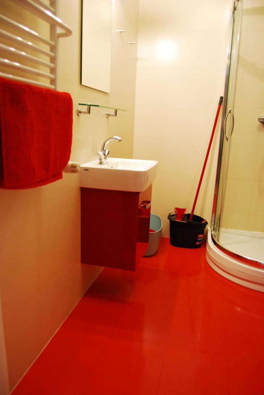 Apartament - Chelmska Olinek ワルシャワ エクステリア 写真