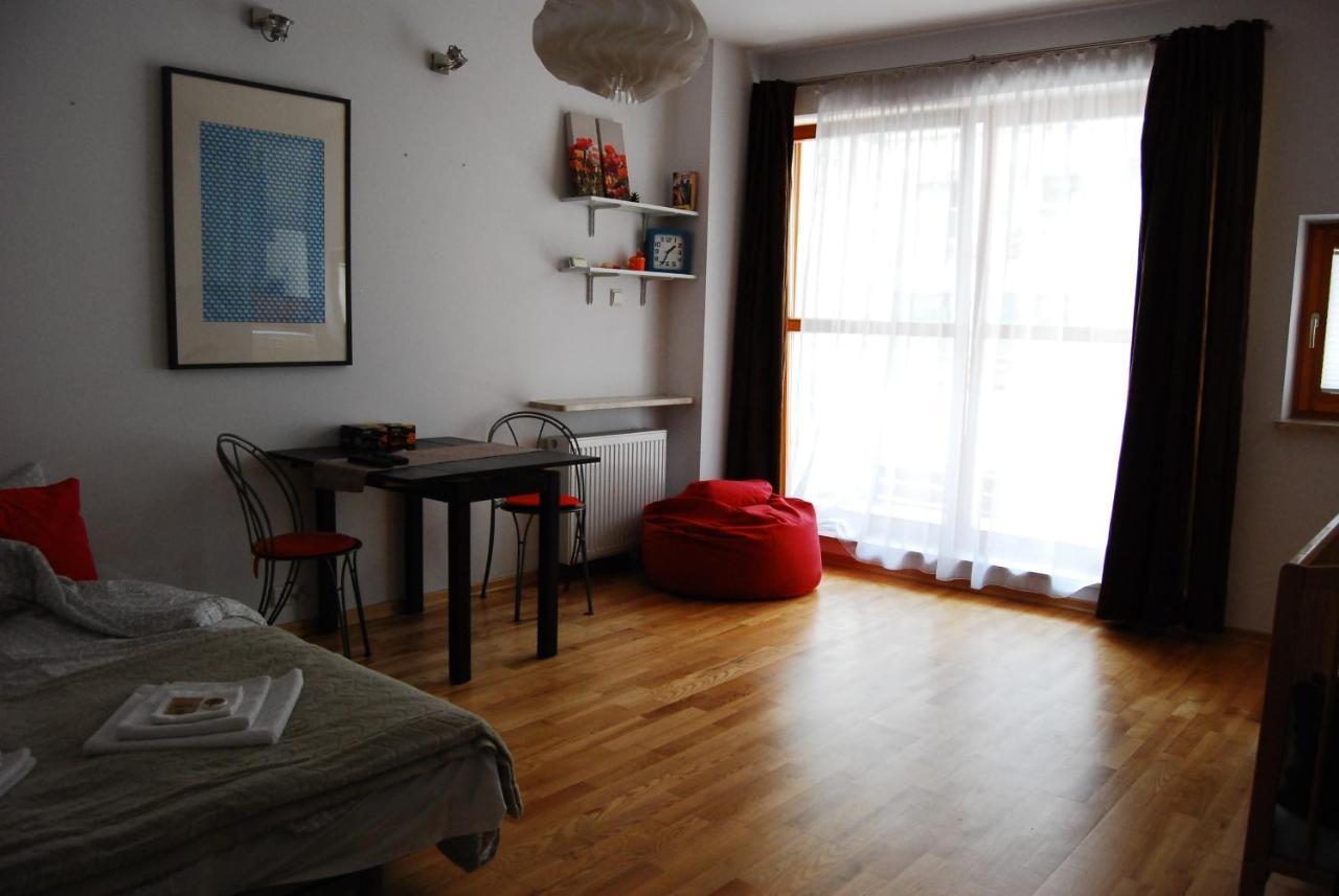Apartament - Chelmska Olinek ワルシャワ エクステリア 写真